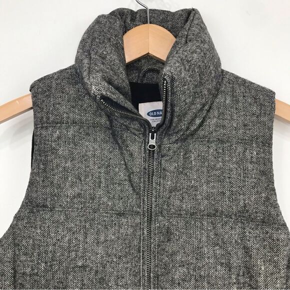 Old Navy Gray Marled Tweed Fleece Lined Zip Up Puffer Vest - Picture 5 of 16